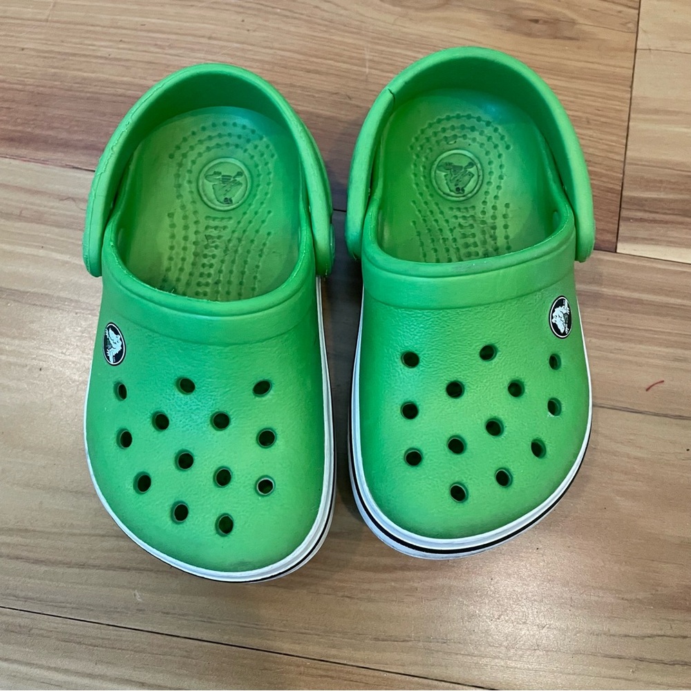 CROCS toddler size C5 clogs